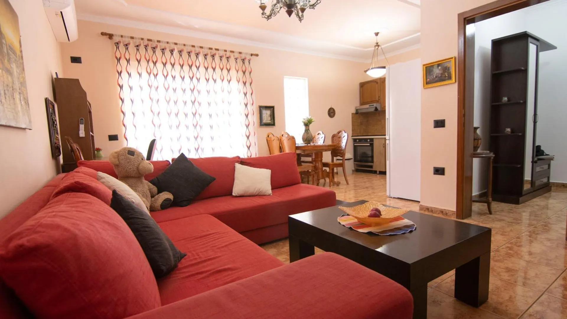 Tirana Central Apartment